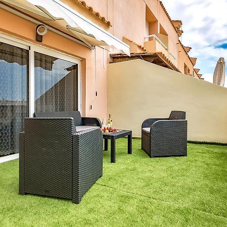 Yellow 3 Bedroom Large Apartment For 10 Guests Costa Adeje  Exterior photo