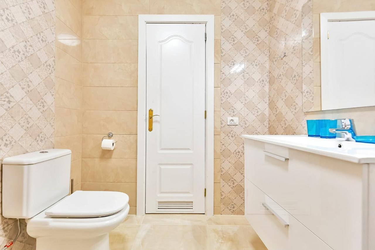 Yellow 3 Bedroom Large Apartment For 10 Guests Costa Adeje  Exterior photo
