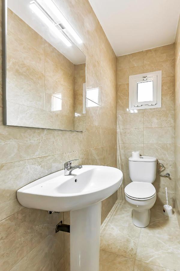 Yellow 3 Bedroom Large Apartment For 10 Guests Costa Adeje  Exterior photo